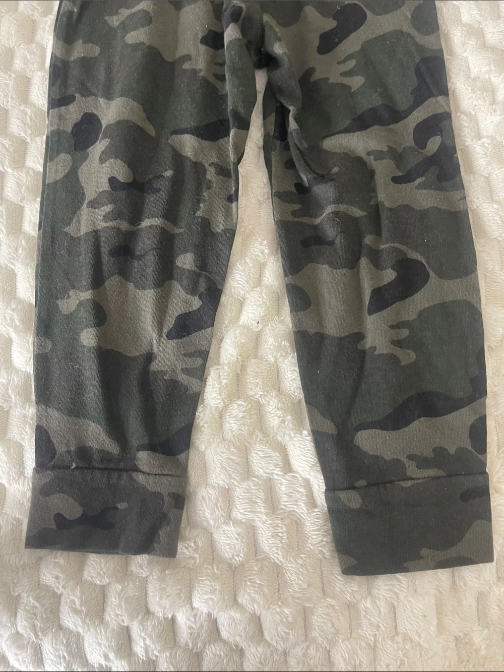 Old Navy Green & Black Camo Jogger Pants with White Drawstring